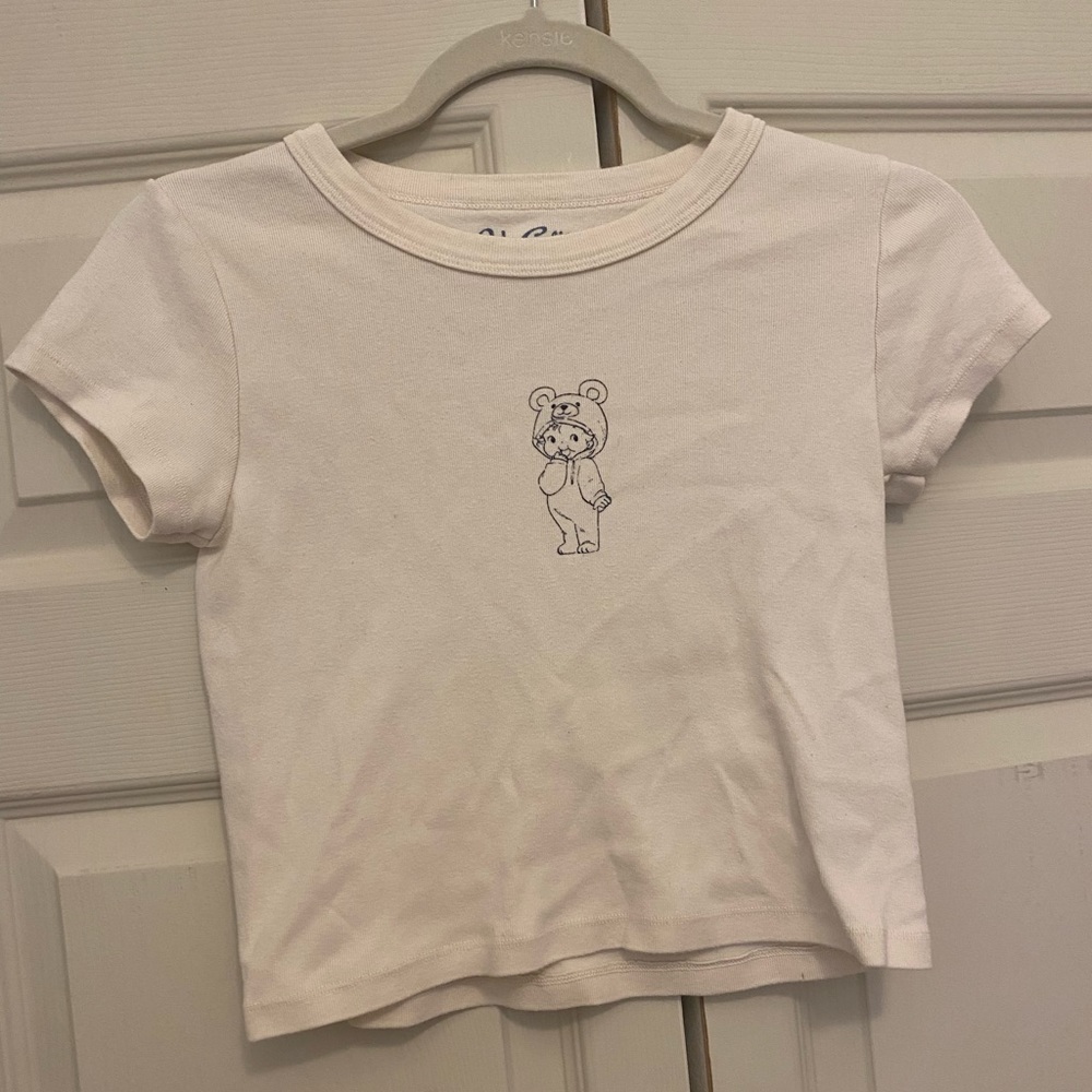 Brandy Melville John Galt Beary Cute T-Shirt